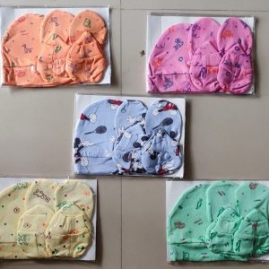 New born baby's glove ?sock ?cap ?